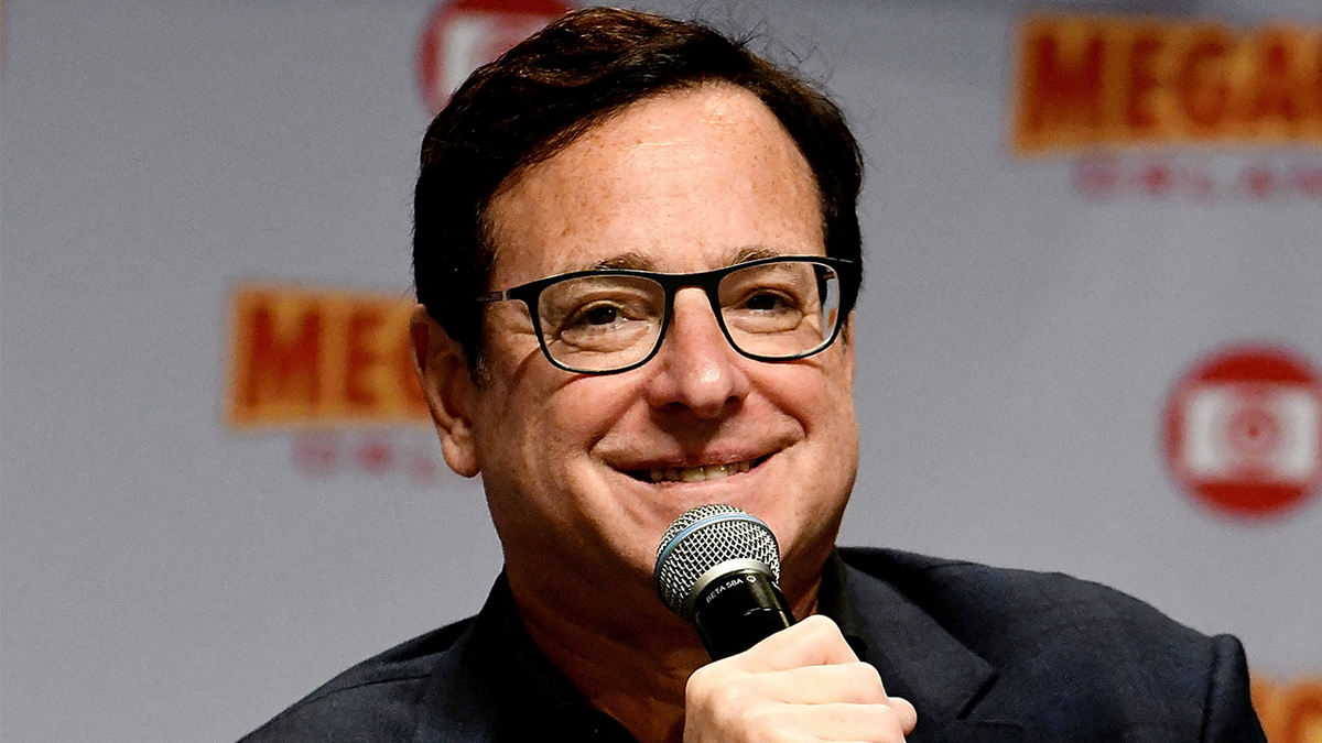 Bob Saget speaks at an event