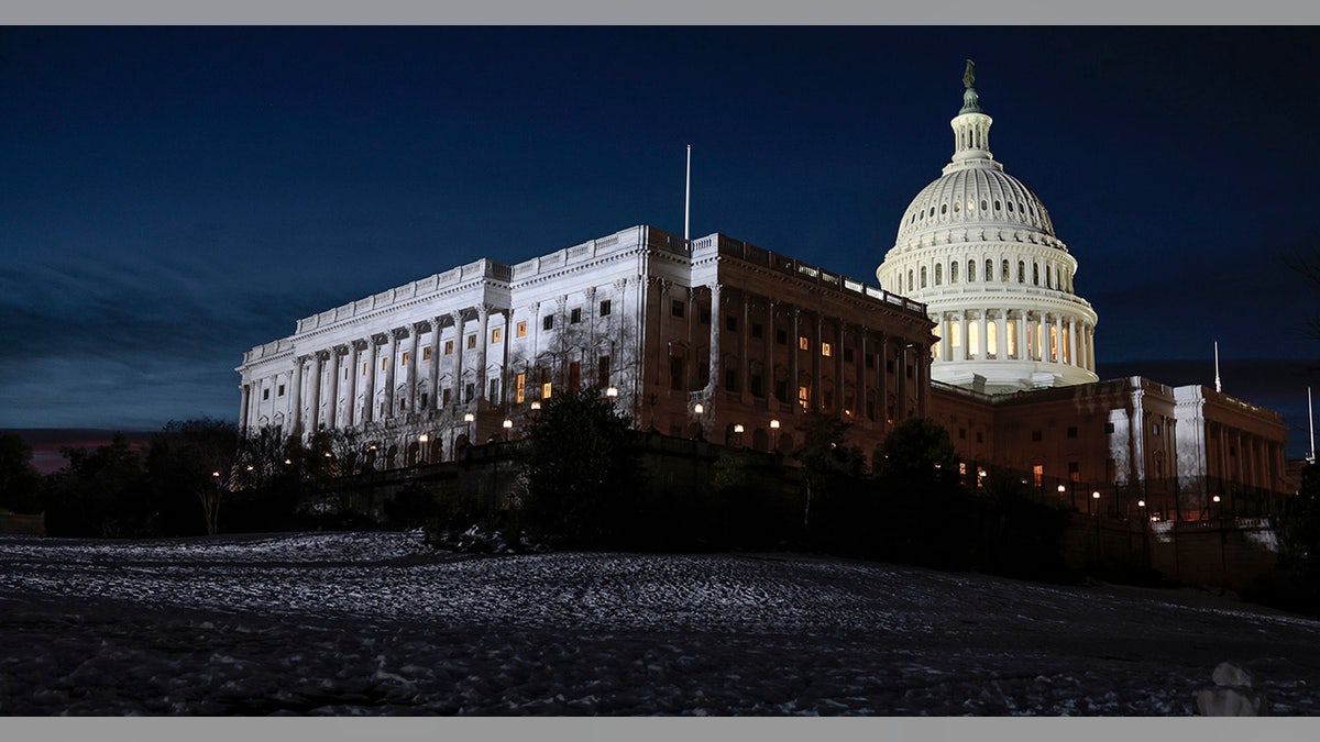 Captiol building at night