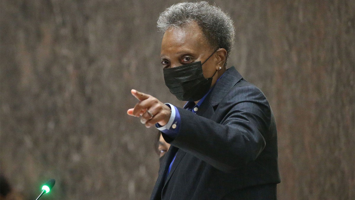 Mayor Lori Lightfoot presides over a City Council meeting on Oct. 27, 2021, in Chicago. (Antonio Perez/Chicago Tribune/Tribune News Service via Getty Images)