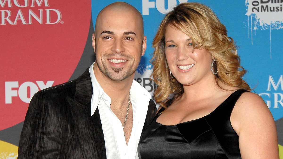 Chris Daughtry and his wife Deanna Daughtry in 2006.