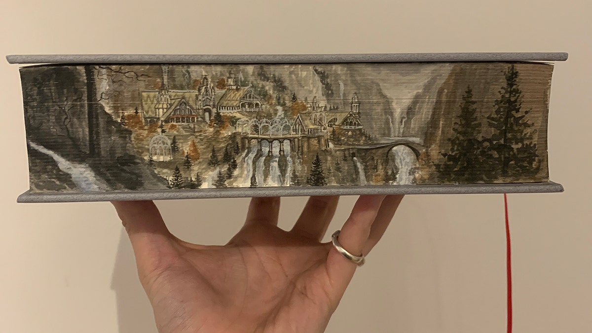 Maisie Jackson, 22, from England, has gone viral on TikTok for her incredible artwork: beautiful paintings on the edges of book pages.