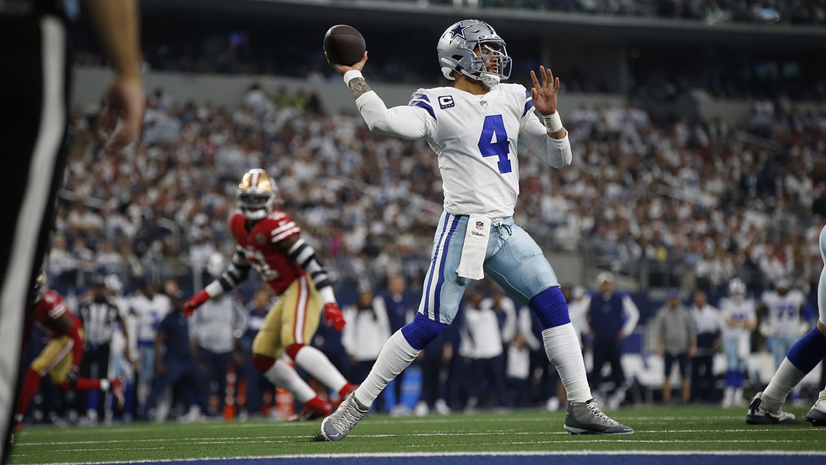 Dallas Cowboys: Dak Prescott says critics 'almost comical'