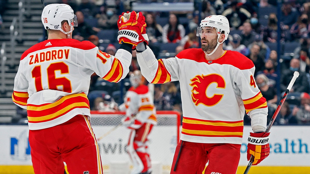 Calgary flames cheap winter classic jersey