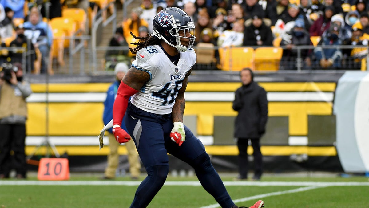 Bud Dupree #48 of the Tennessee Titans reacts after a defensive stop against the Pittsburgh Steelers in the fourth quarter of the game at Heinz Field on Dec. 19, 2021 in Pittsburgh, Pennsylvania.