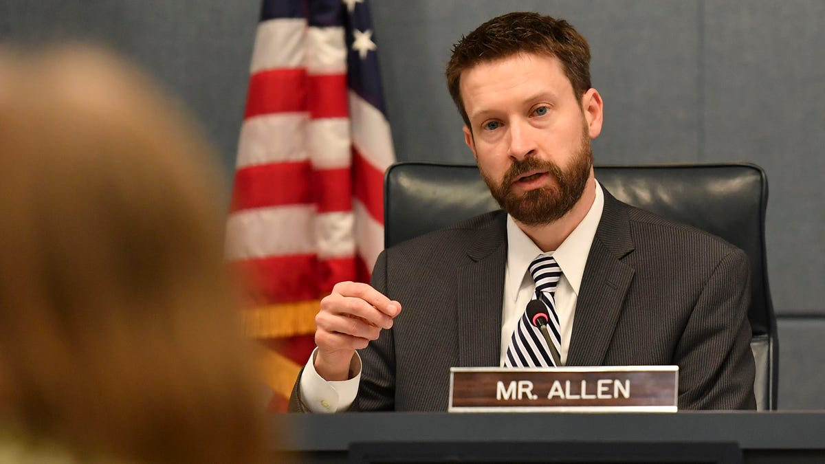 Committee chairman and council member Charles Allen. (Ricky Carioti/The Washington Post via Getty Images)