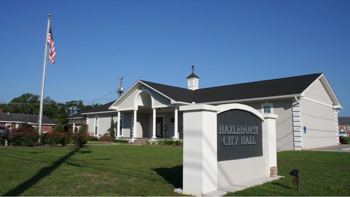 Hazelhurst City Hall