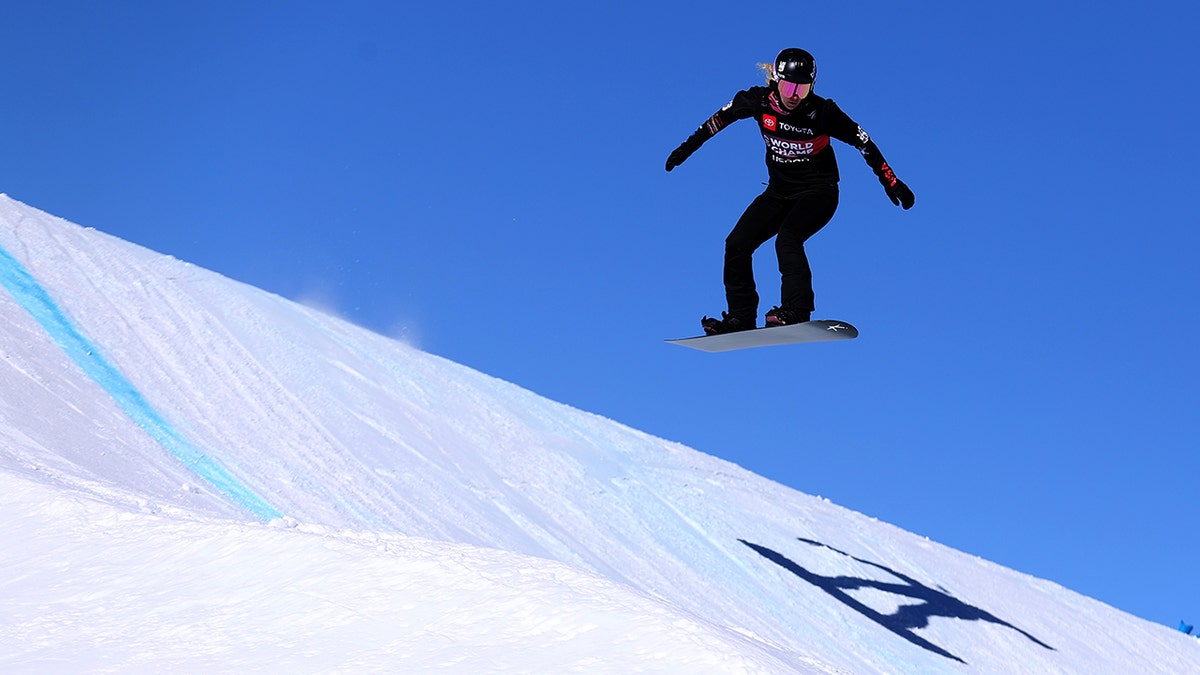 Lindsey Jacobellis of the United States competes in the Ladies' Snowboard Cross Qualifying of the FIS Snowboard World Championships at Solitude Resort on January 31, 2019 in Solitude, Utah.