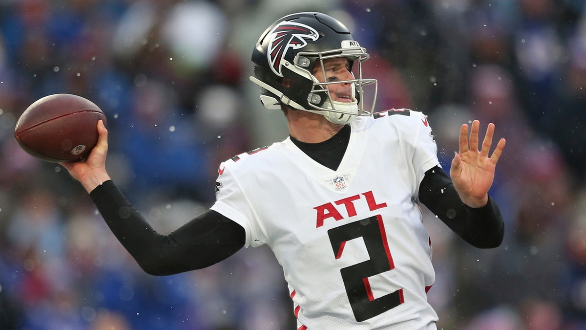 Atlanta Falcons quarterback Matt Ryan (2) throws a pass during the second half of an NFL football game against the Buffalo Bills Sunday, Jan. 2, 2022, in Orchard Park, N.Y.