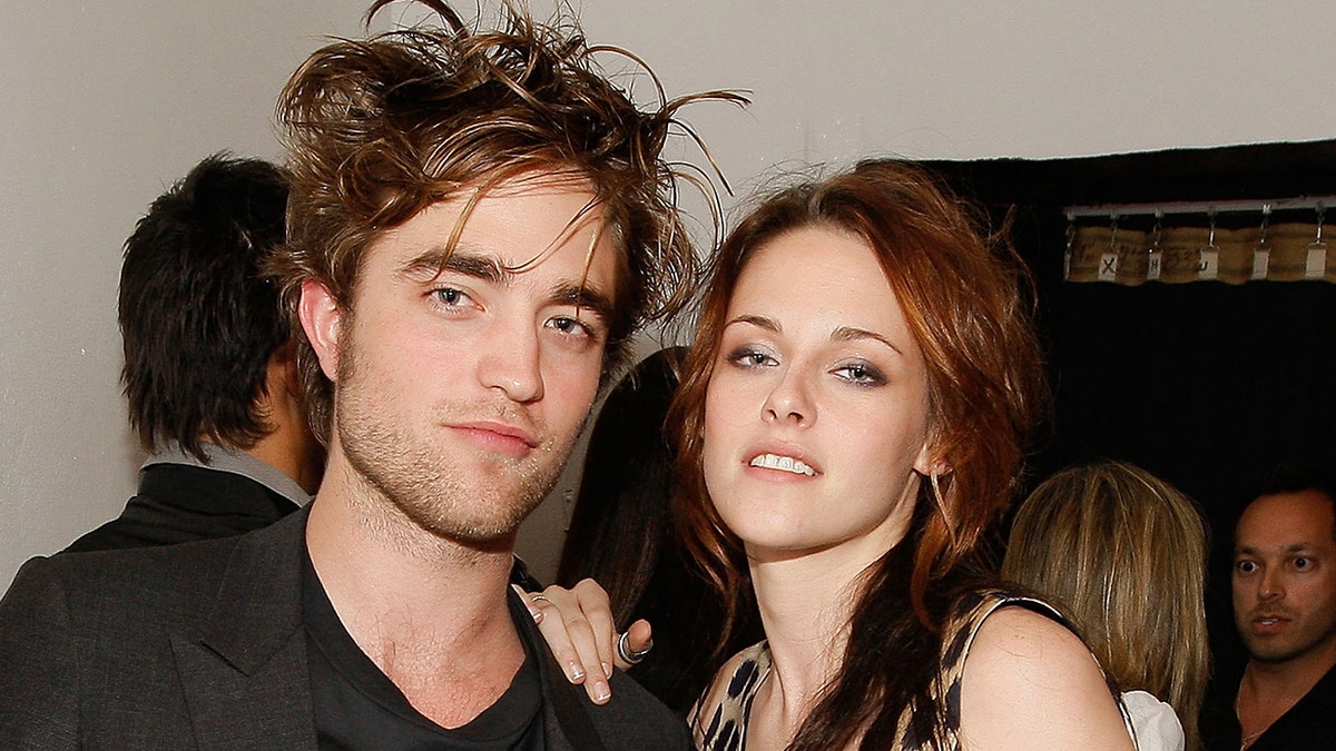 Kristen Stewart and Robert Pattinson kissed during their "Twilight" screen test.