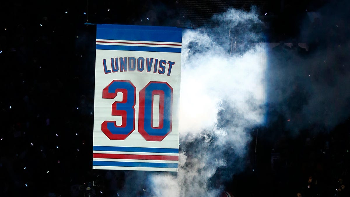 WATCH: Rangers retire Henrik Lundqvist's No. 30 jersey ahead of