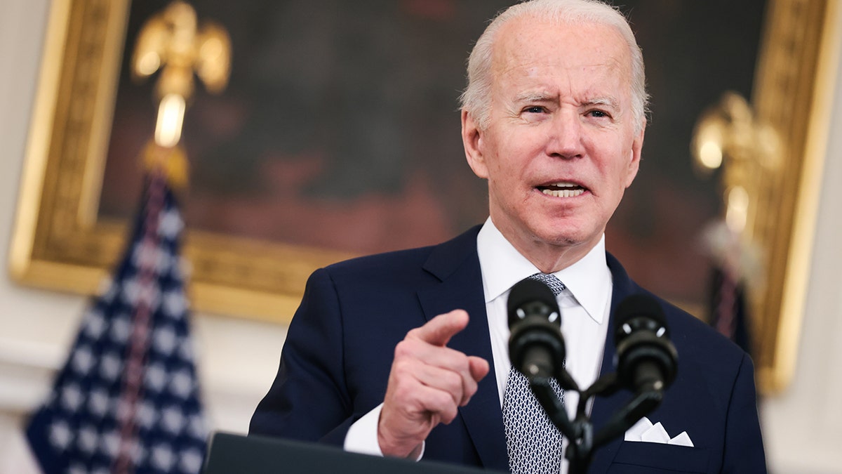 U.S. President Joe Biden speaks on the December 2021 jobs report in the State Dining Room of the White House in Washington, D.C., U.S., on Friday, Jan. 7, 2022. U.S. employers added fewer jobs in December than forecast, while the jobless rate fell more than expected, adding to evidence of a challenging hiring environment that's making it tough to meet demand amid the persistent pandemic. Photographer: Oliver Contreras/Sipa/Bloomberg via Getty Images