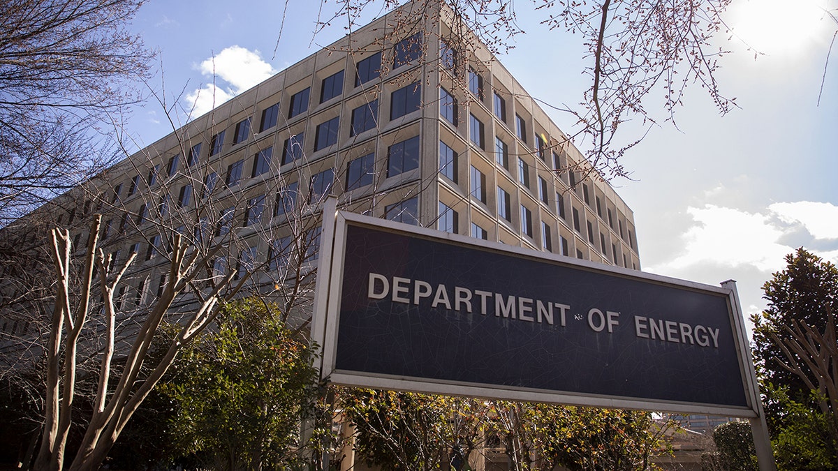 Signage stands outside the U.S. Department of Energy (DOE) headquarters in Washington, D.C., U.S, on Friday, Feb. 14, 2020. 