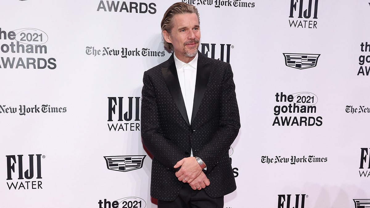 Ethan Hawke red carpet