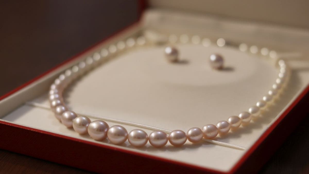 Search queries for ‘pearl necklace men’ were up seven-fold in 2021 and Pinterest believes the trend will continue to grow in 2022.