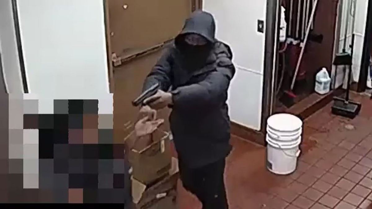 Philadelphia police are seeking suspects responsible for a pattern of armed robberies at fast food restaurants this month.