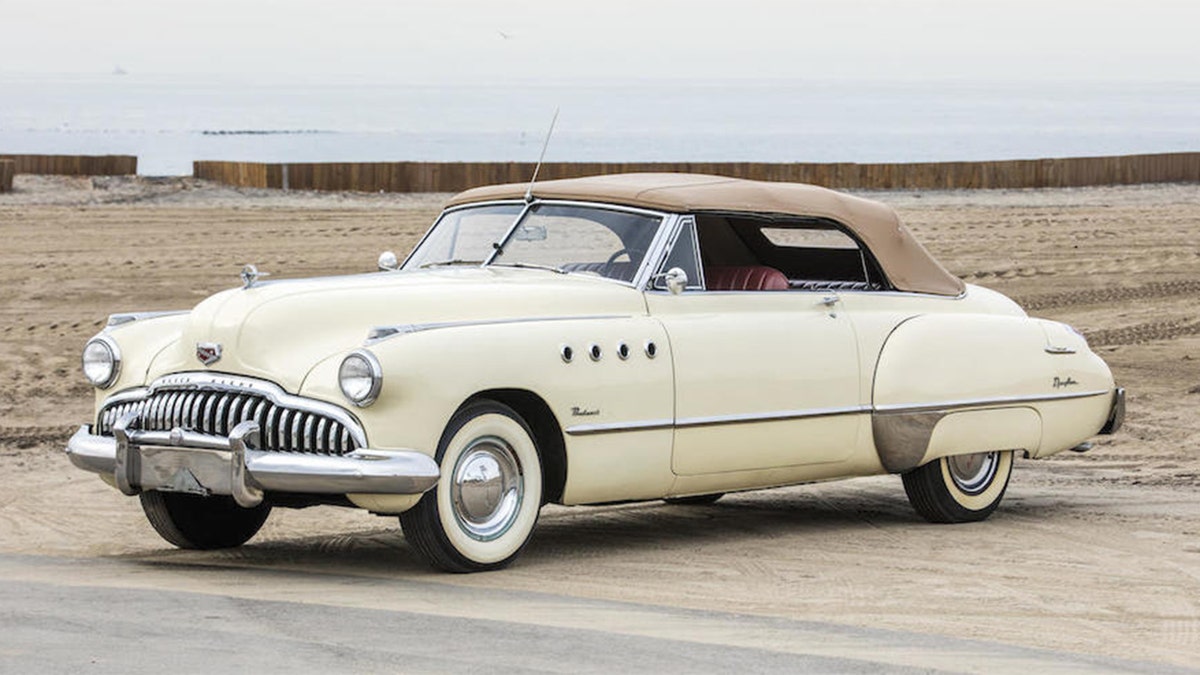 The 1949 Buick Roadmaster Convertible features a straight-eight-cylinder engine.