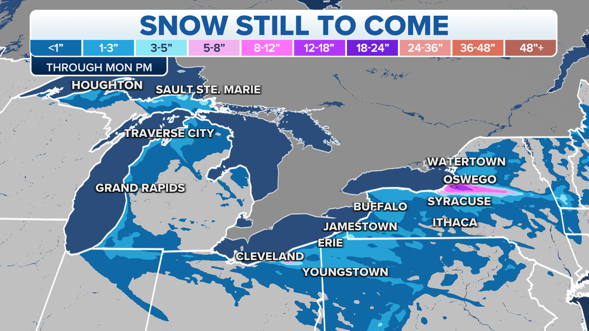 Expected snowfall totals through Monday.