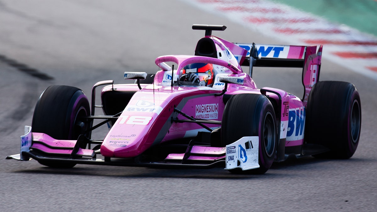 Calderón has competed in the Formula 2 series.