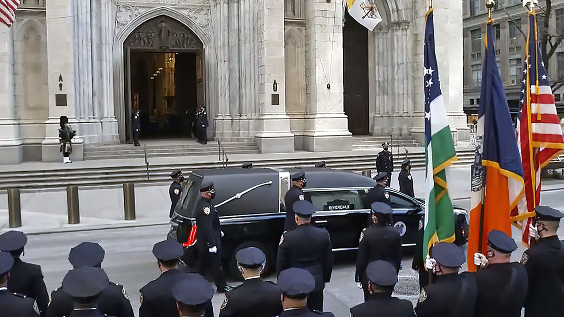 Thousands of mourners arrived for Rivera's wake at St. Patrick's.