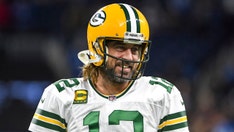 Aaron Rodgers takes playful jab at Tom Brady over Deflategate scandal