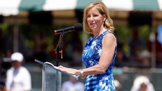 Tennis legend Chris Evert reveals ovarian cancer diagnosis