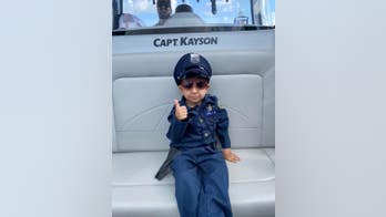 Florida police department gives 6-year-old cancer patient boat parade