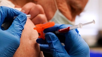 Omicron COVID-19 variant gives little immunity boost to those infected: researchers