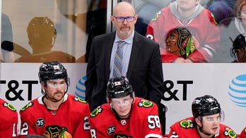 Blackhawks to consider candidates from outside hockey for GM
