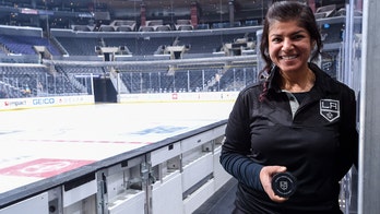 Kings trainer makes history as first female staffer on NHL bench