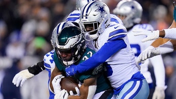 Cowboys fans beat up Eagles fan, Philly fans just watch