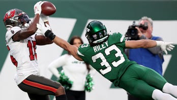 Tom Brady stuns Jets in 28-24 comeback victory as Bucs bid adieu to Antonio Brown