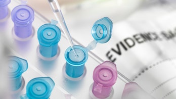 Texas authorities identify body found in 1986, partially submerged in lake with cinder blocks