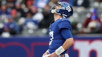Giants face scrutiny for consecutive QB sneaks deep in their own territory: 'This is sad'