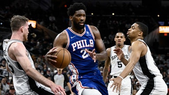 Joel Embiid's double-double helps 76ers hold off Spurs