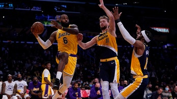 Pacers roll past Lakers in 4th quarter for skid-stopping win