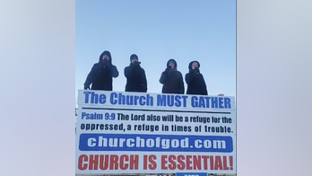 Canadian pastor who defied COVID ban by holding services sings 'Amazing Grace' at US border