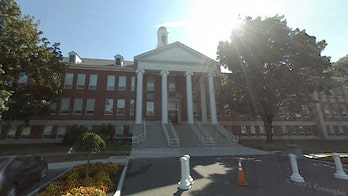 Siena College student urges reconsideration of coronavirus booster requirement