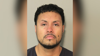 Texas suspect charged with attempted capital murder after allegedly shooting three Houston police officers