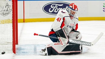 Vitek Vanecek, Tom Wilson lead Capitals past Islanders