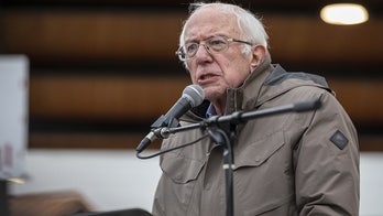 Sanders turns up heat on Manchin, Sinema with tweet on voting rights bills