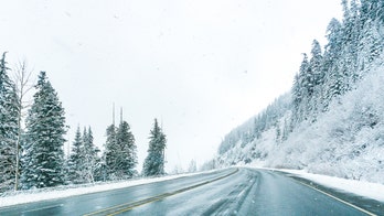 10 unique activities to keep your kids entertained on a snow day