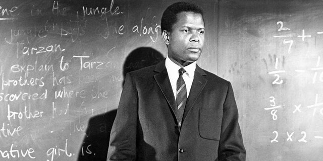 American-born Bahamian actor Sidney Poitier as teacher Mark Thackeray, in 'To Sir, With Love', directed by James Clavell, 1967.