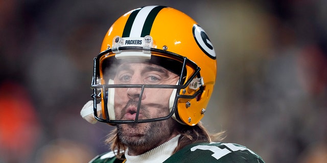 Aaron Rodgers warms up before the Minnesota Vikings game Jan. 2, 2022, in Green Bay, Wisconsin.