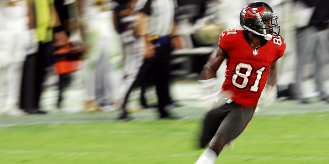 Antonio Brown #81 of the Tampa Bay Buccaneers runs a route during the second half against the New Orleans Saints at Raymond James Stadium on November 08, 2020 in Tampa, Florida.