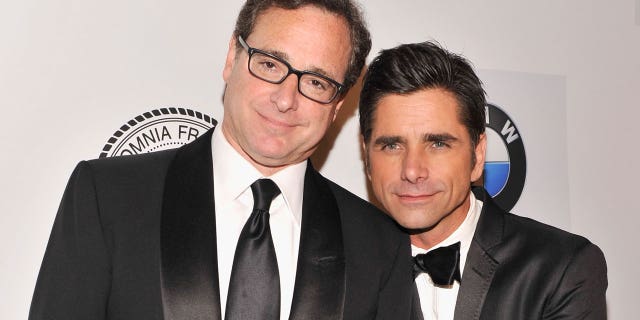 John Stamos read his final text exchange with Bob Saget as part of an upcoming Netflix tribute to the late comedian.