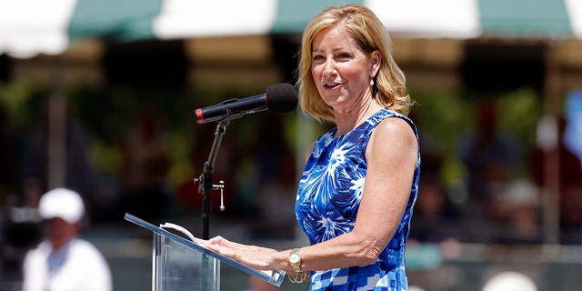 Chris Evert speaks during the induction ceremony at the International Tennis Hall of Fame in Newport, R.I., Saturday, July 12, 2014.