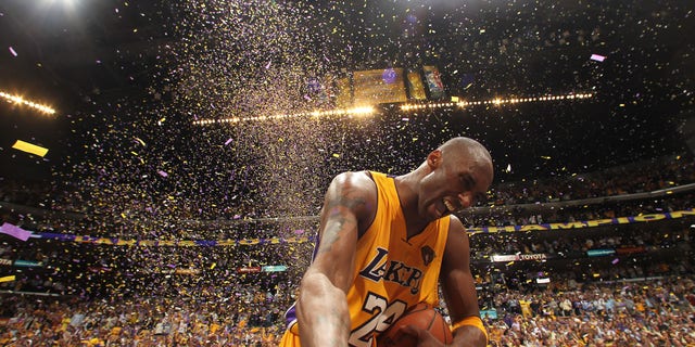 Kobe Bryant's Teammate Reveals How 'intense' His Michael Jordan ...