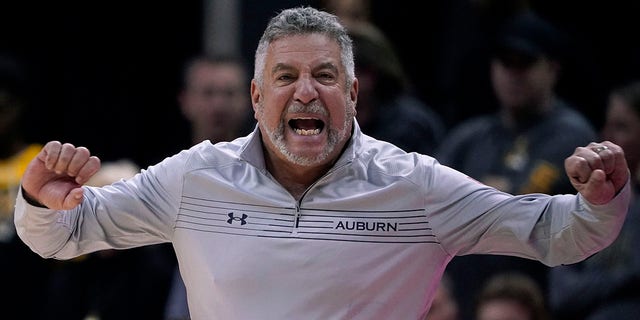 COLUMBIA, MISSOURI - JANUARY 25: Head coach Bruce Pearl of the Auburn Tigers directs his team against the Missouri Tigers in the second half at Mizzou Arena on January 25, 2022 in Columbia, Missouri.