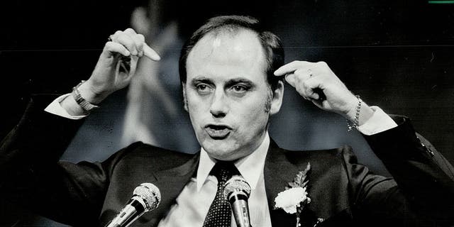 Former Newfoundland and Labrador Premier Brian Peckford gestures during a speech in Toronto, Ontario, on June 2, 1982. (Photo by Frank Lennon/Toronto Star via Getty Images)