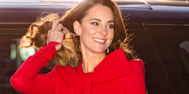 Catherine, Duchessa di Cambridge, is the wife of Prince William, who is second in line to the British throne.